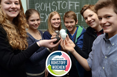 Schüler bei der bundesweiten Bildungsinitiative "Lightcycle Rohstoffwochen"